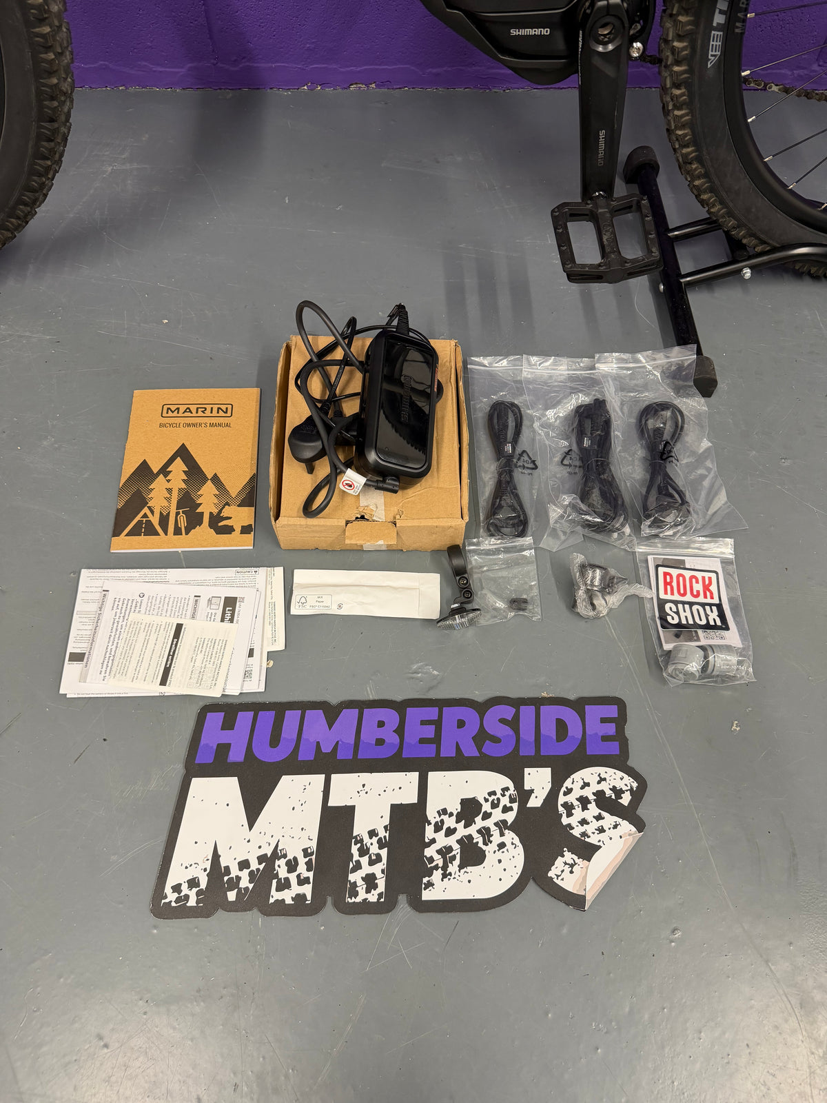 XL / 2024 Rift Zone E1 / EMTB / E-BIKE / MTB