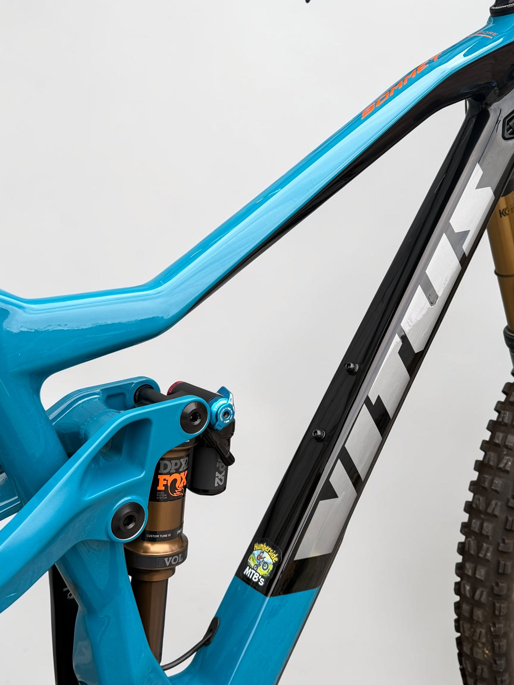Medium - Vitus Sommet 27 CRX