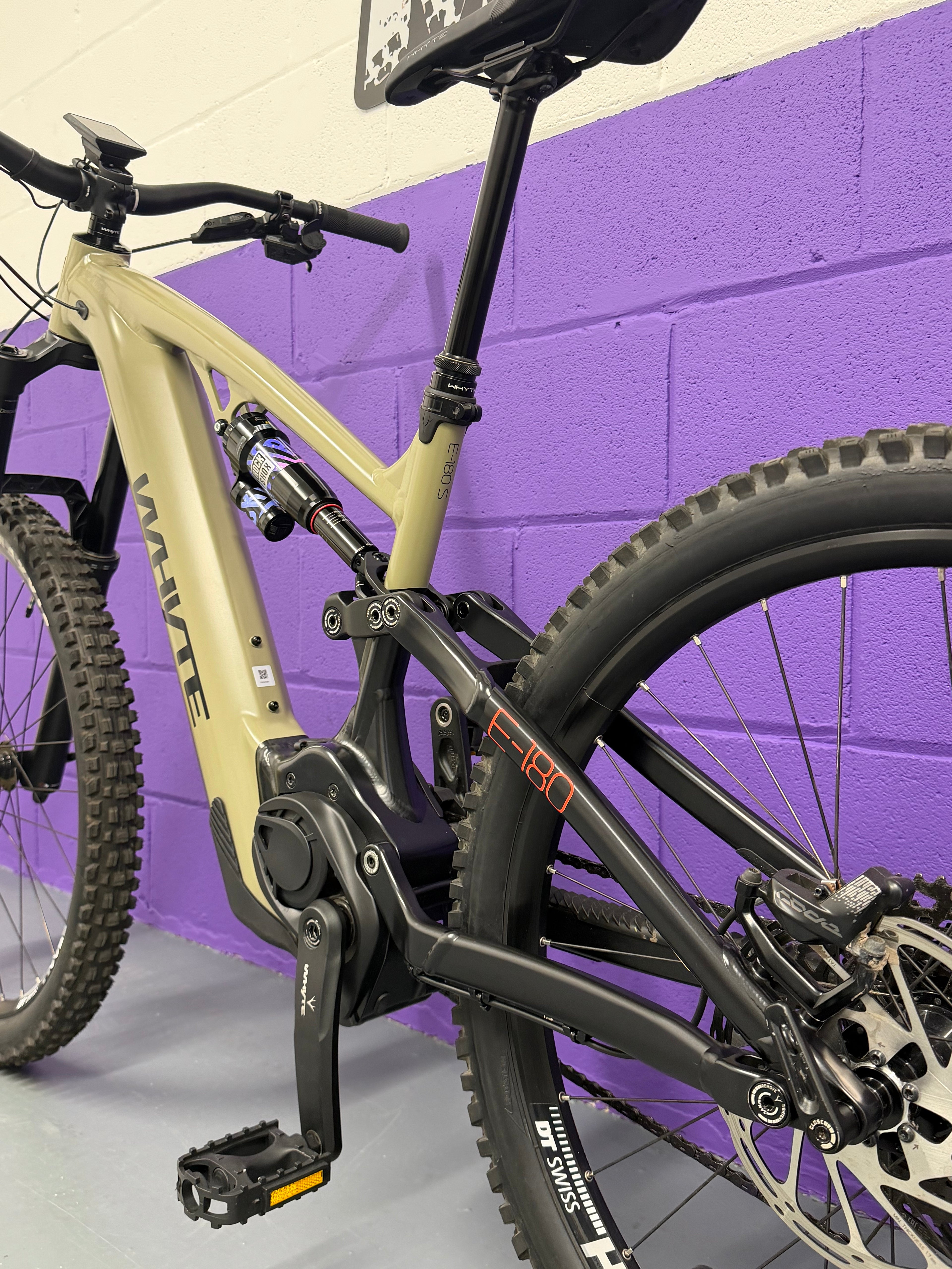 Medium - 2025 WHYTE E180S - EMTB
