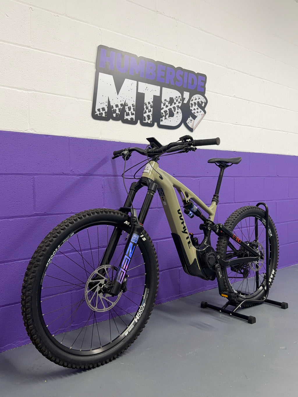 Medium - 2025 WHYTE E180S - EMTB