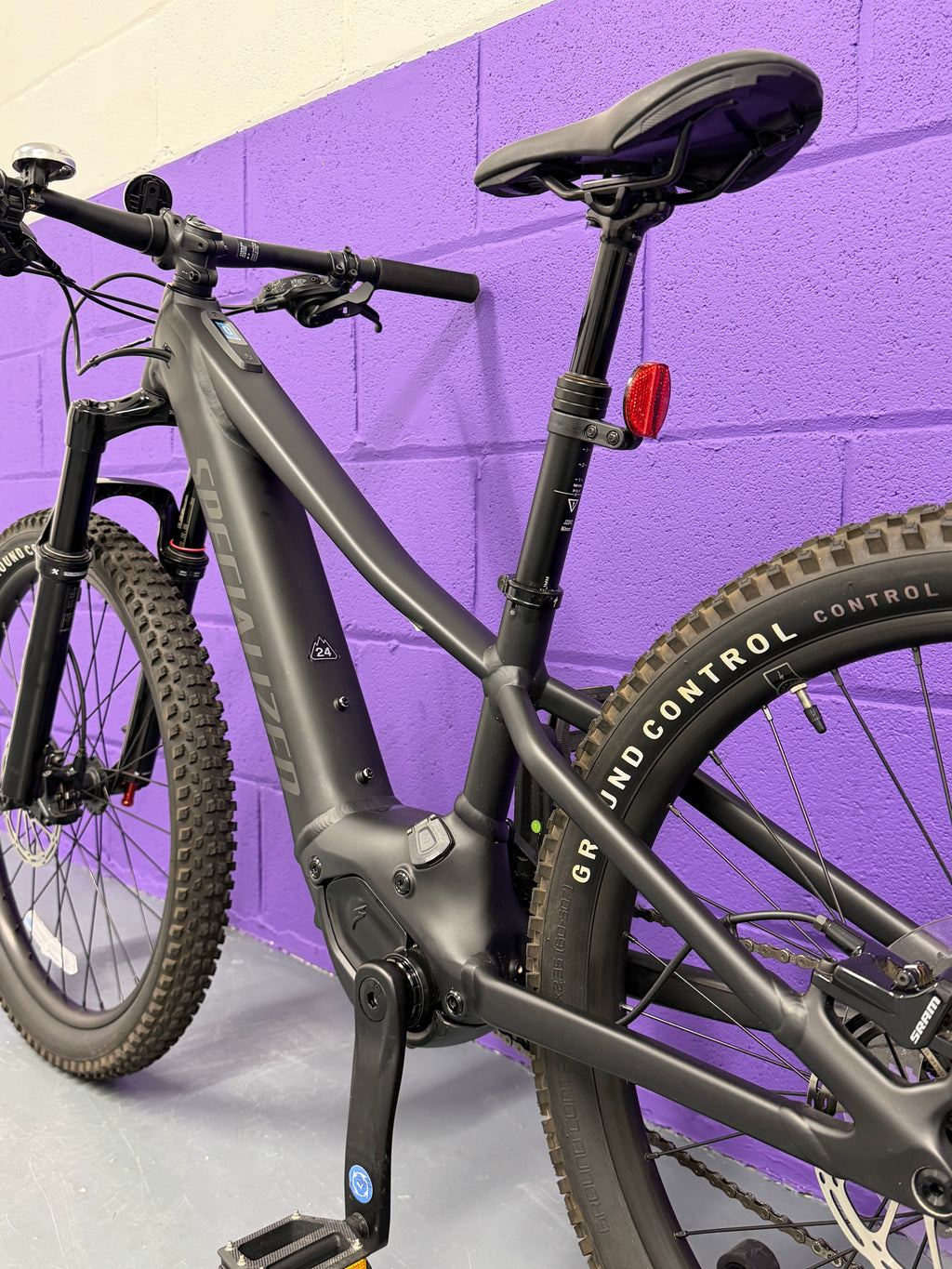 Kids / 2023 Specialized Turbo Levo SL Kids E-Bike / EMTB / E-BIKE / MTB