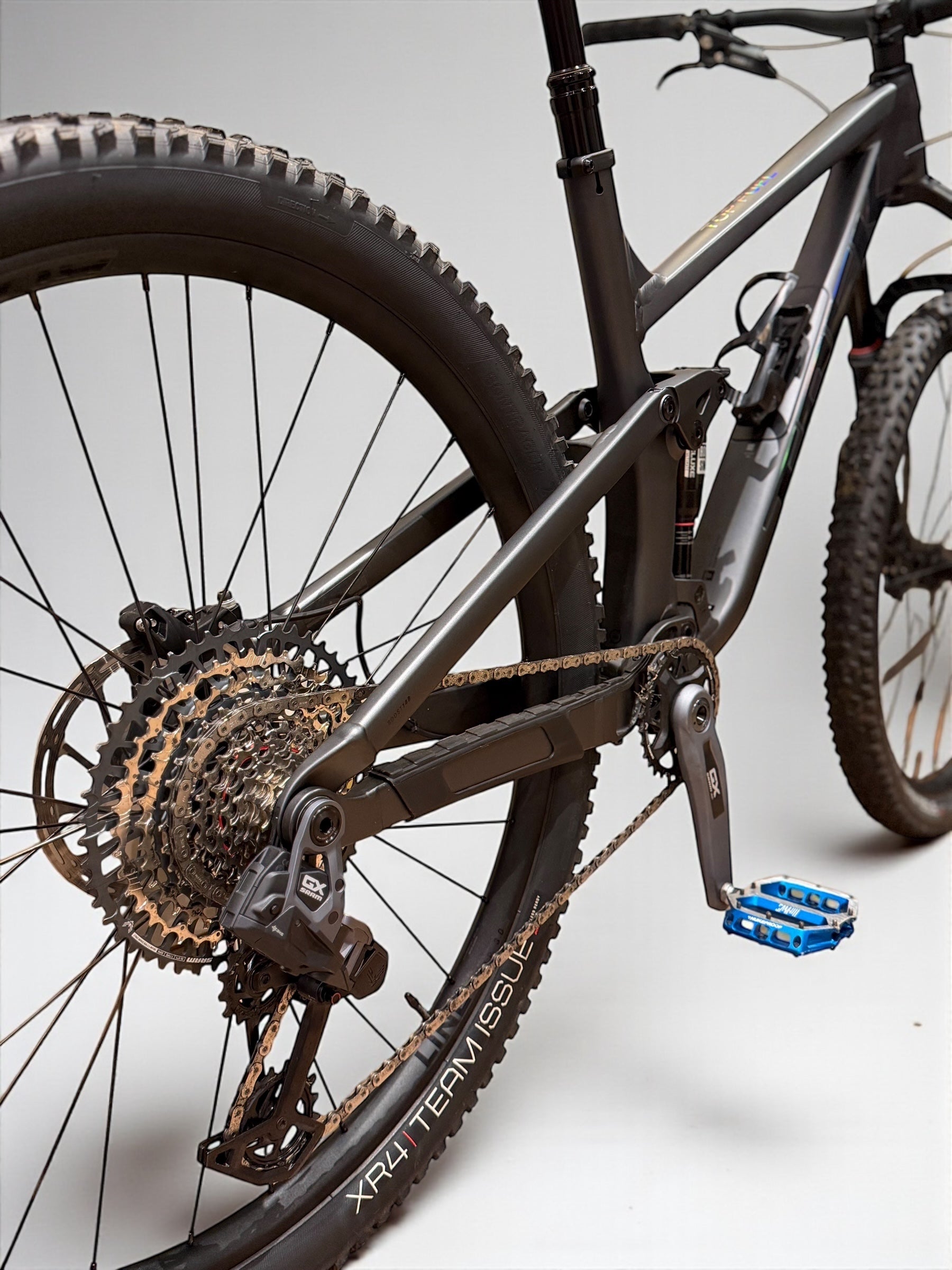 Large / Trek Top Fuel 8 GX AXE Full Suspension Mountain Bike / SRAM GX AXE / MTB