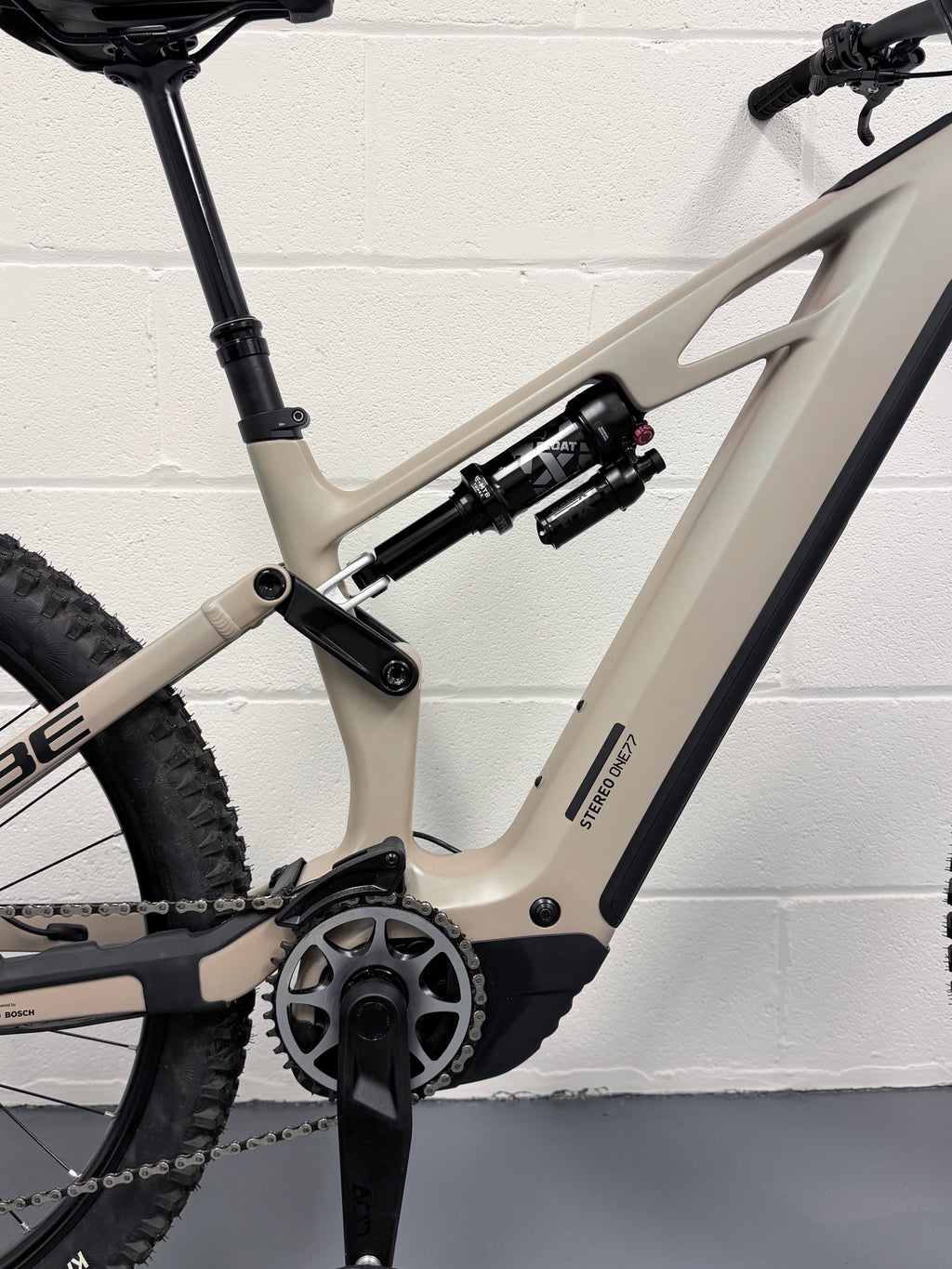 Medium - 39 MILES!! - 2026 Cube Stereo Hybrid One77 HPC SLX 800 Full Suspension Mountain Bike - EMTB - MTB