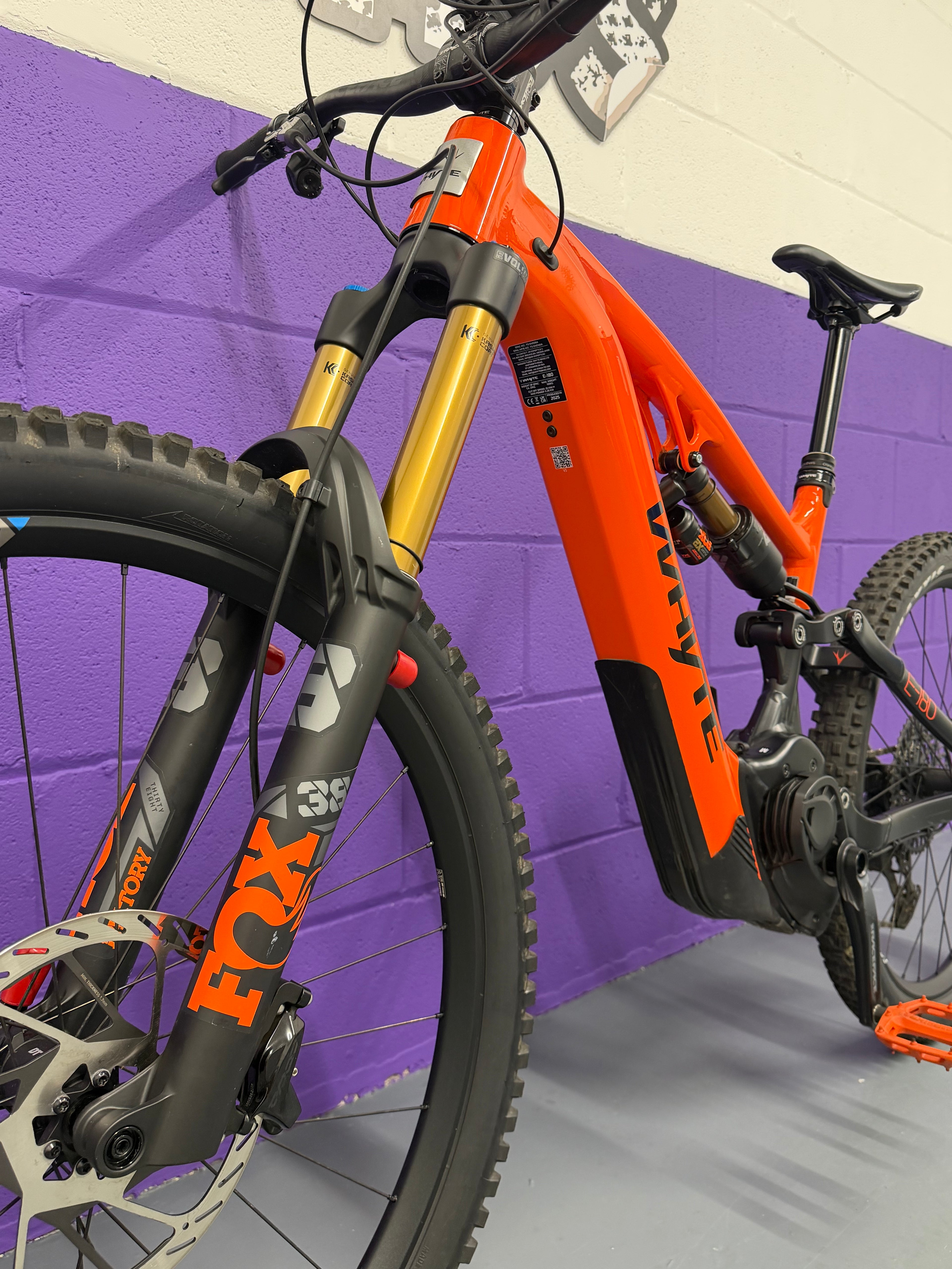 2025 Whyte E180RSX - EMTB