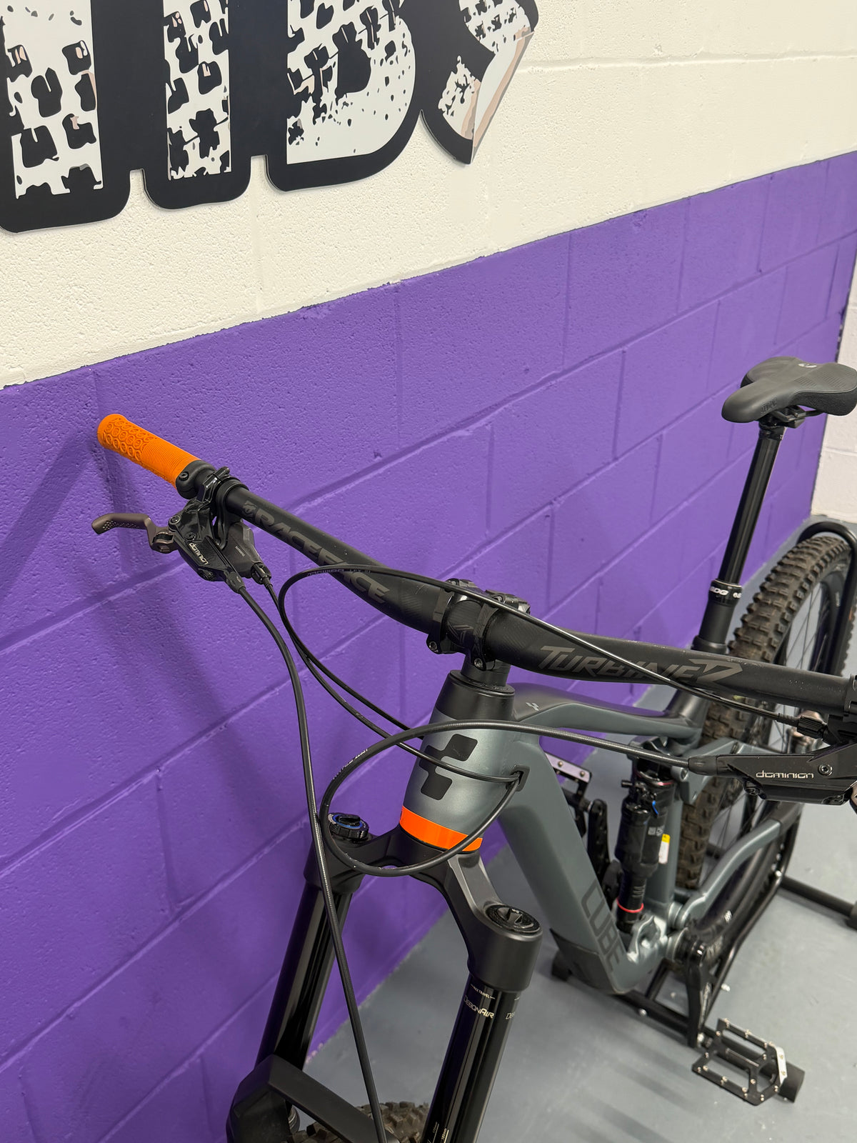 Large / 2021 Cube Stereo 170 TM Full Suspension Mountain Bike / Rare / MTB