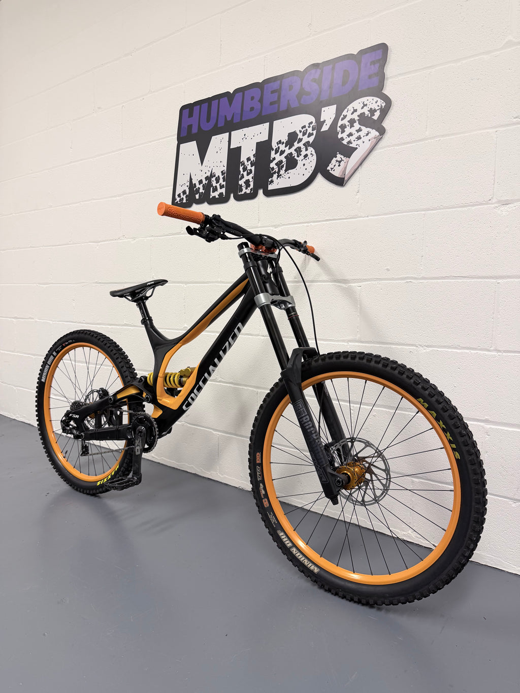 2017 Specialized Demo 8 Full Suspension Mountain Bike - MTB - DH
