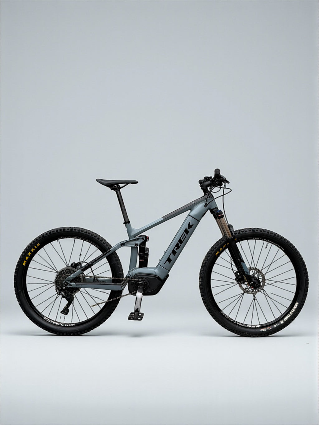 Medium / Trek Powerfly FS 4 Full Suspension Mountain Bike / EMTB / MTB