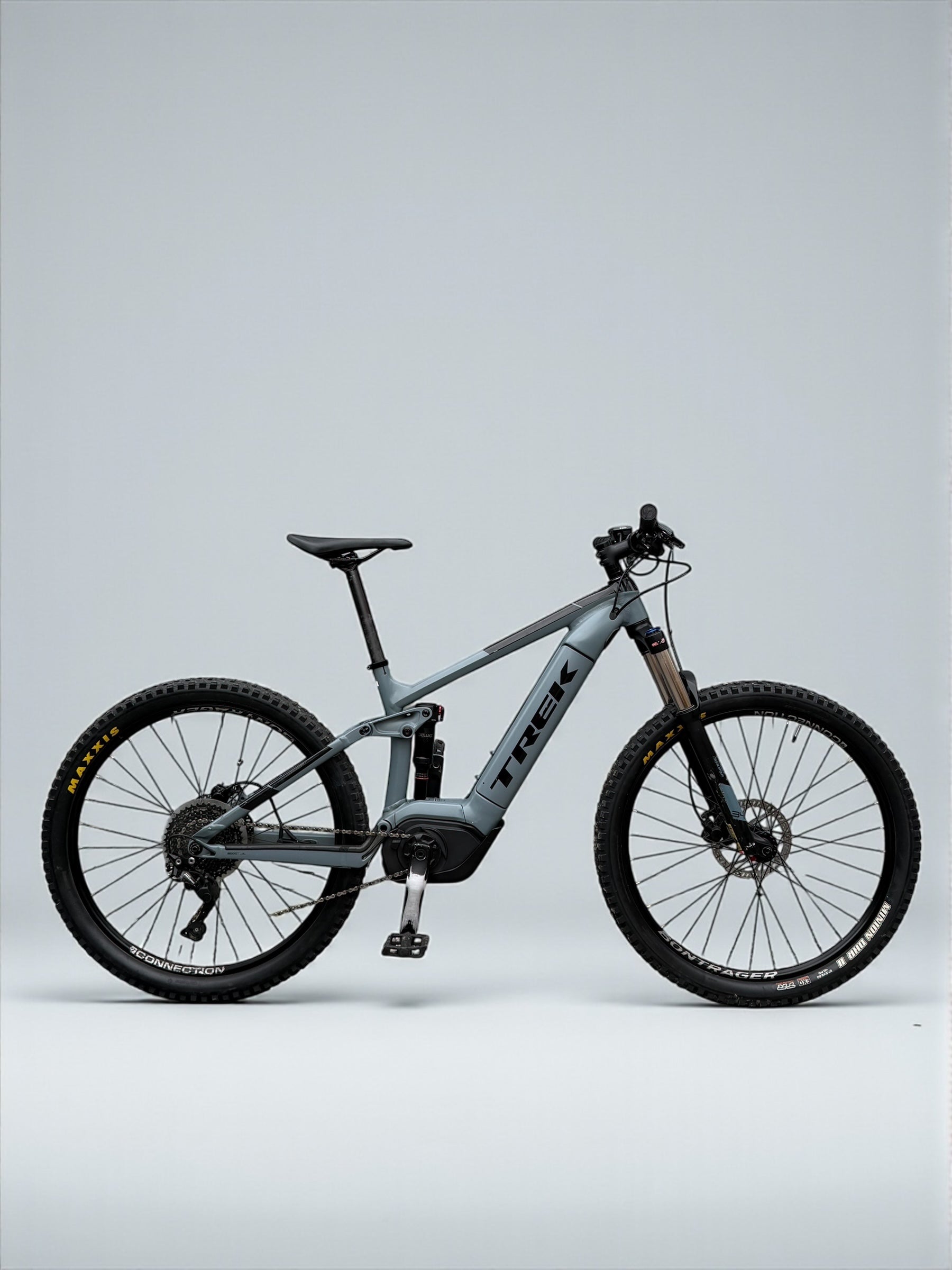 Medium / Trek Powerfly FS 4 Full Suspension Mountain Bike / EMTB / MTB