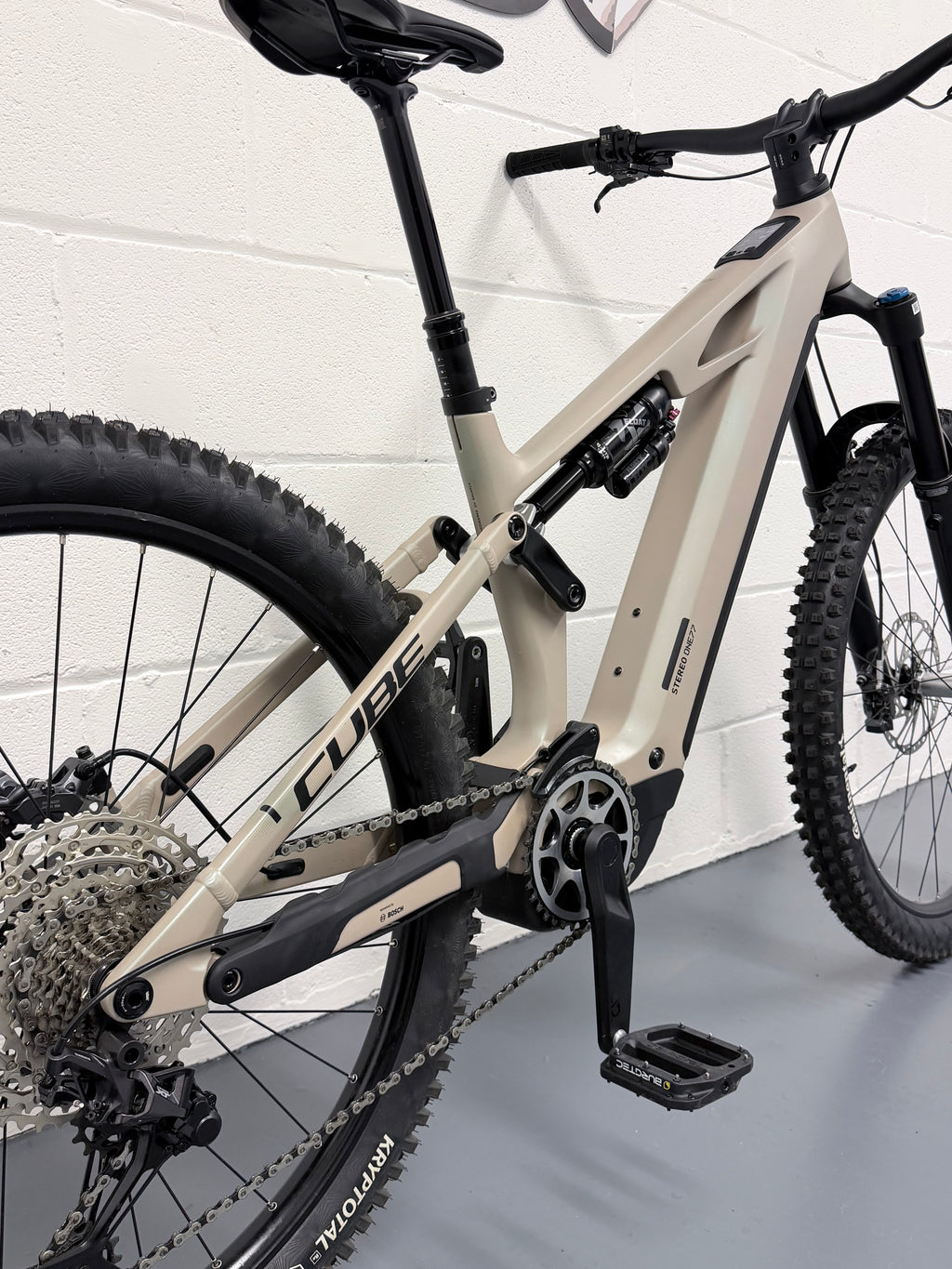 Medium - 39 MILES!! - 2026 Cube Stereo Hybrid One77 HPC SLX 800 Full Suspension Mountain Bike - EMTB - MTB