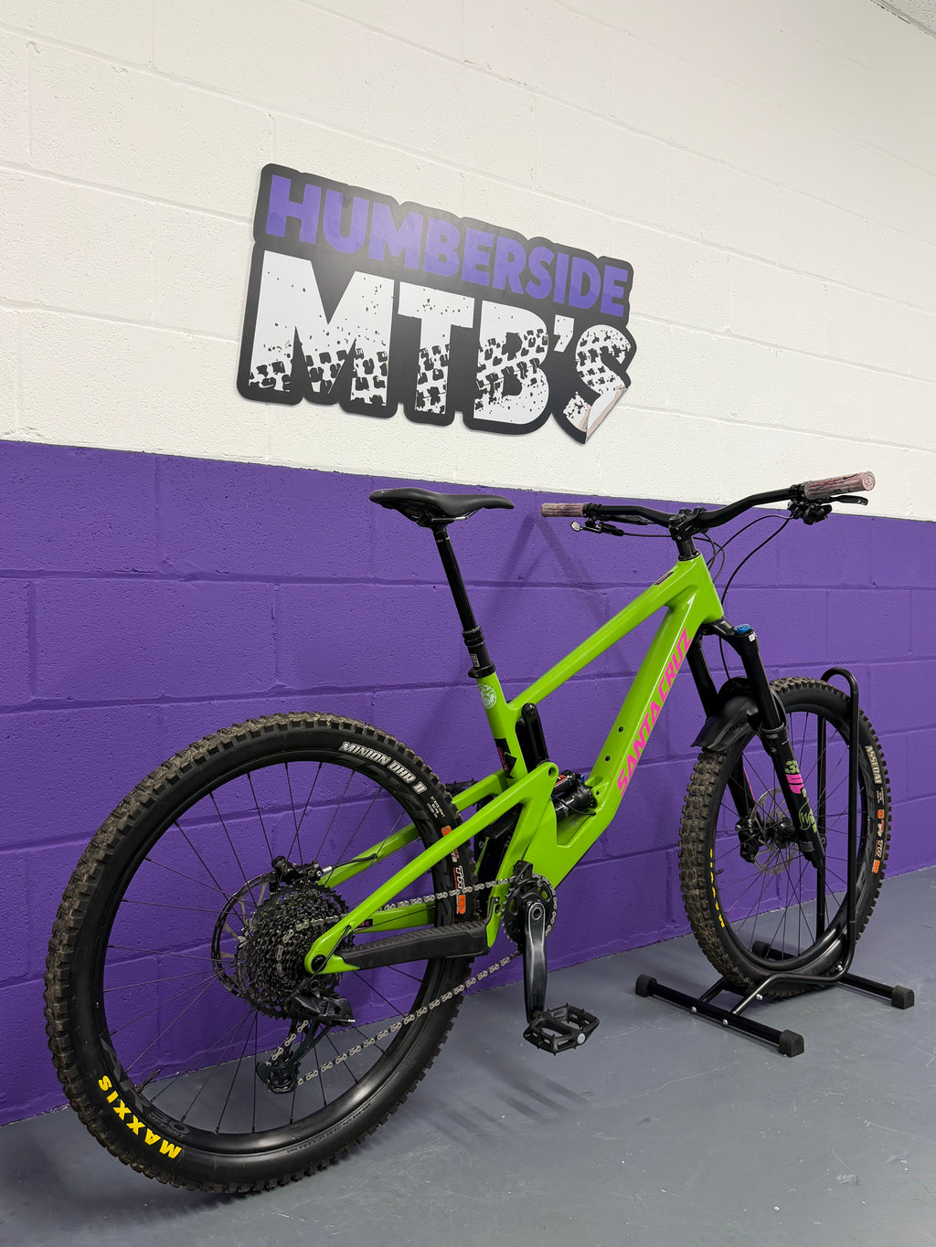 Large / 2022 Santa Cruz Nomad CS - Adder Green / MTB