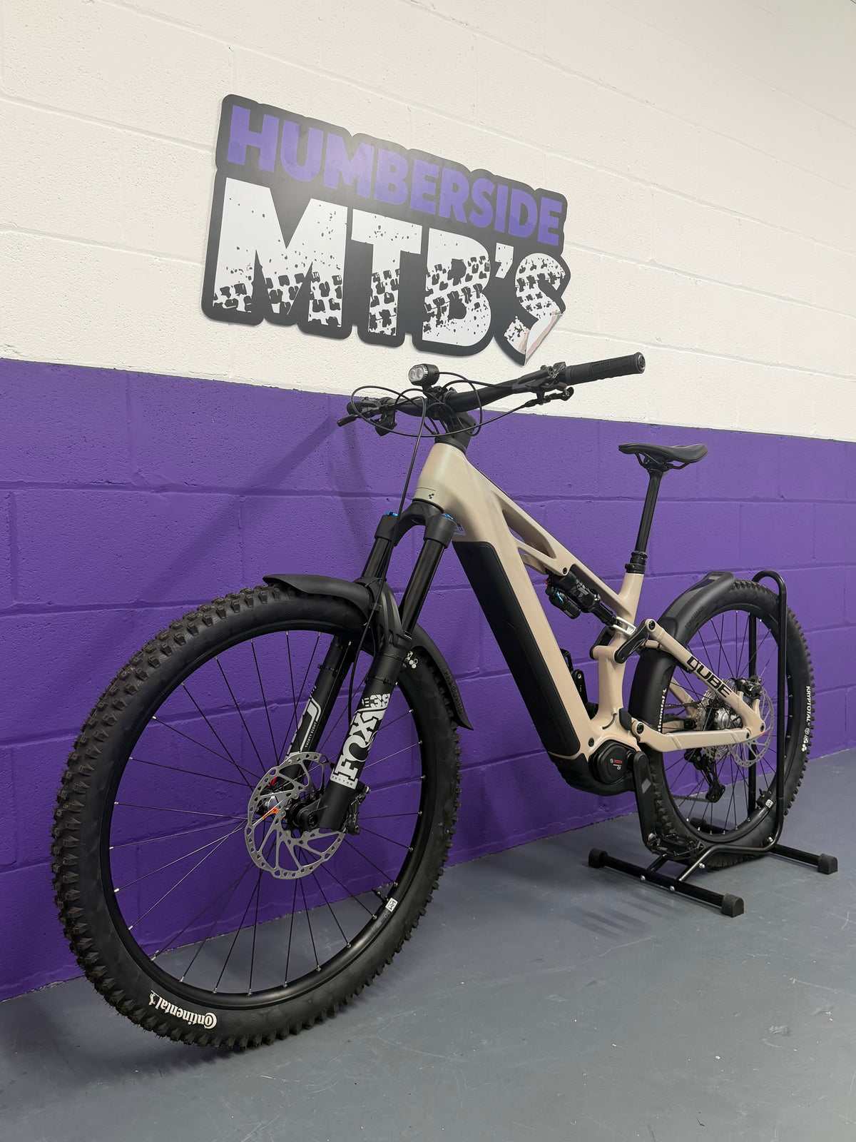 Large / 23 Miles! / 2026 Cube Stereo Hybrid One77 HPC SLX 800