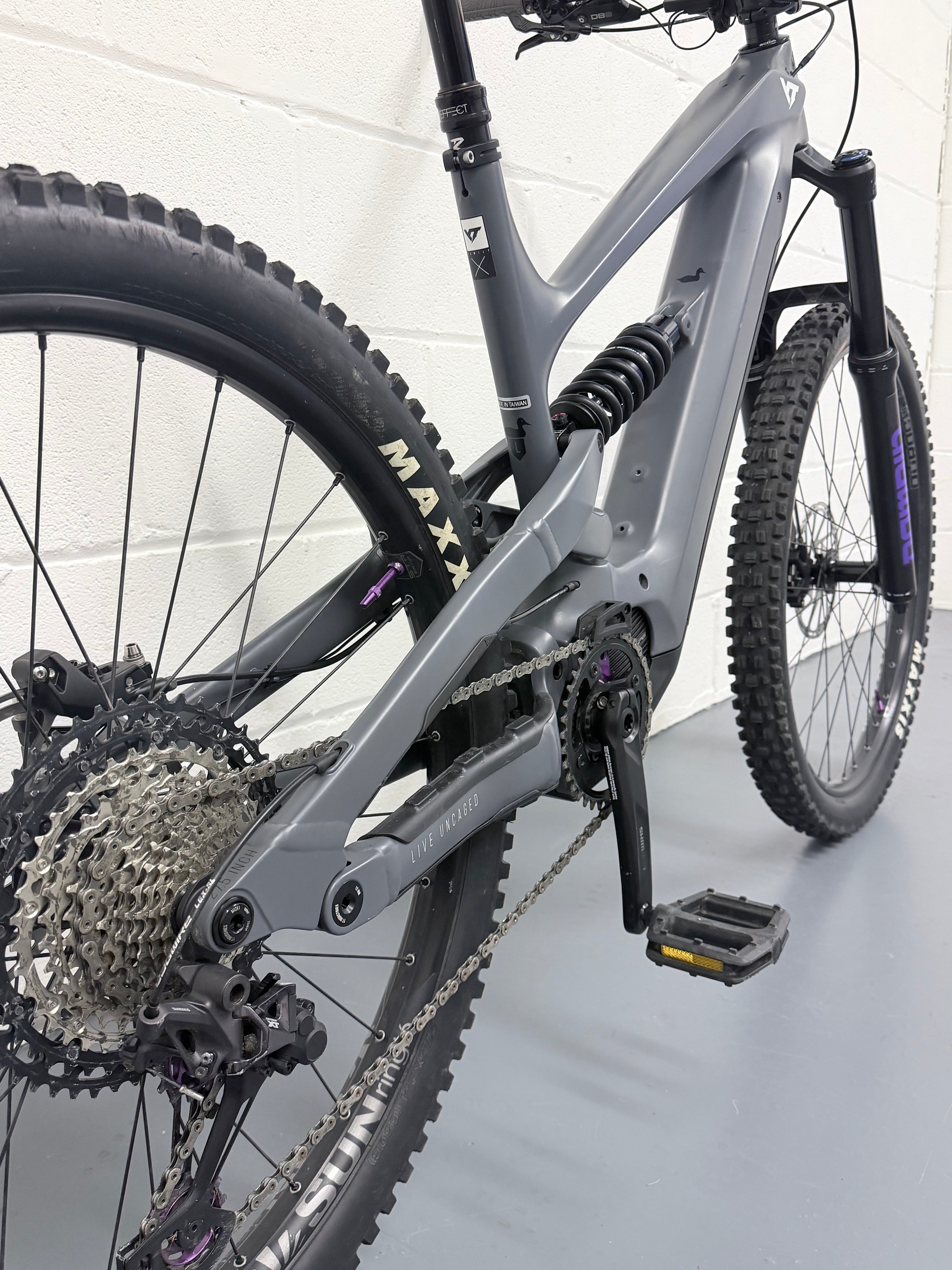Large - 339 miles - 2024 YT Decoy MX Core 1 Full Suspension Electric Mountain Bike - EMTB - MTB