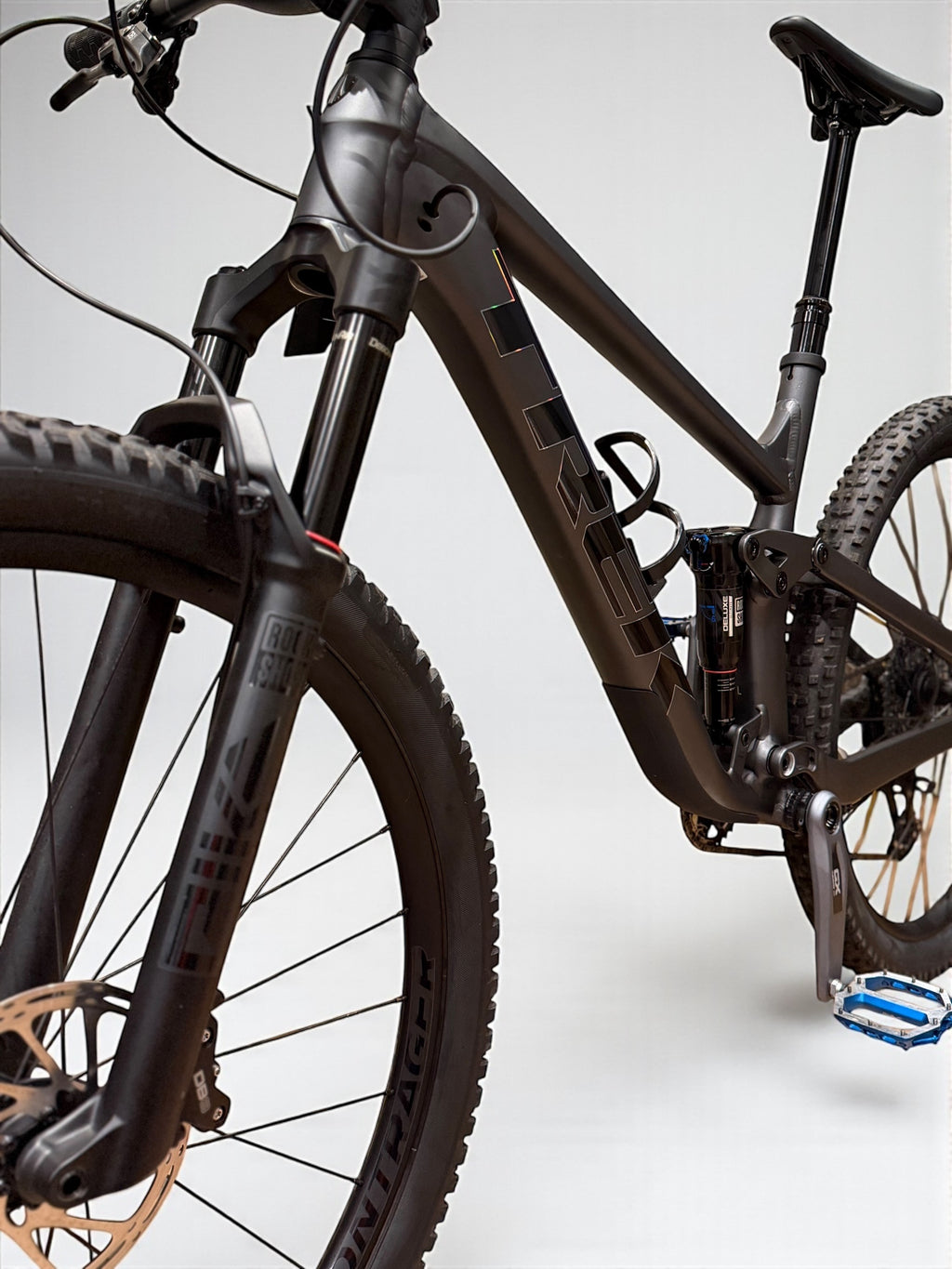 Large / Trek Top Fuel 8 GX AXE Full Suspension Mountain Bike / SRAM GX AXE / MTB