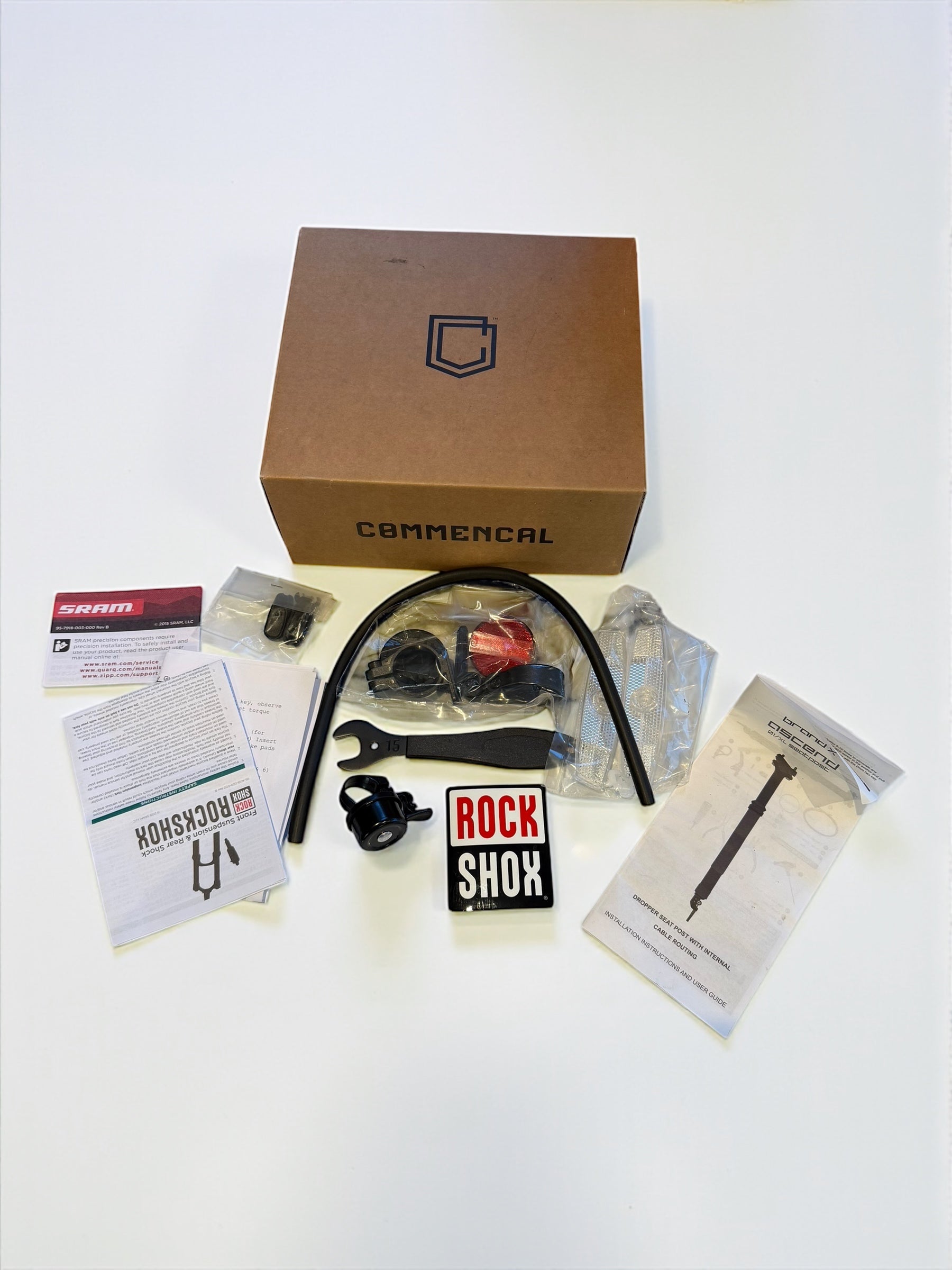 Large / Commencal Mega SX V4 Origin Full Suspension Mountain Bike / MTB / Rockshox