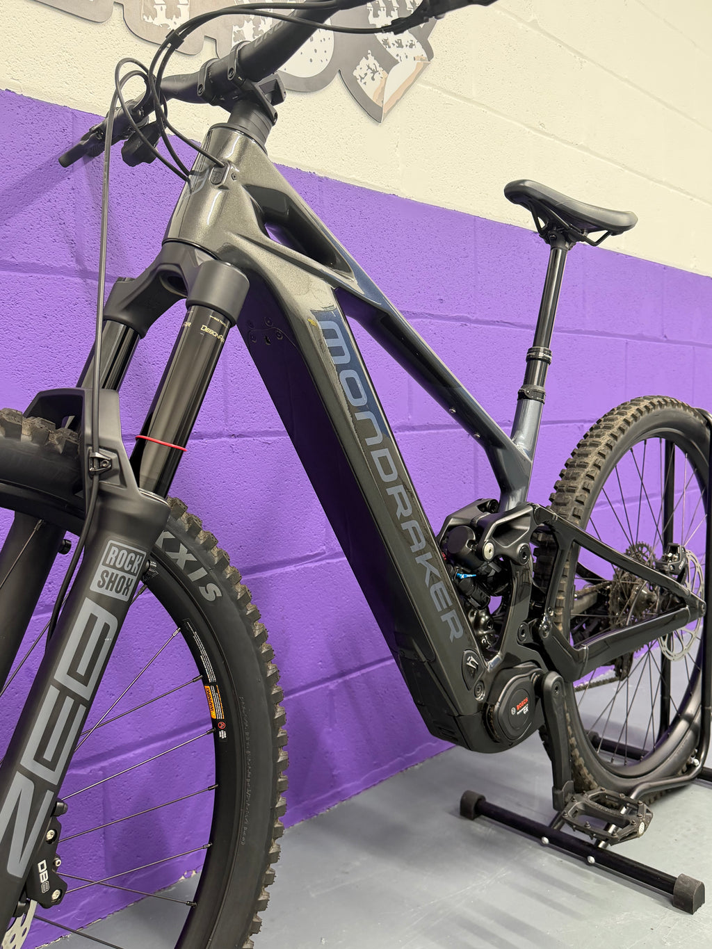 Medium / 2026 Mondraker Crafty Carbon S - 128 Miles Full Suspension Electric Mountain Bike / EMTB / MTB