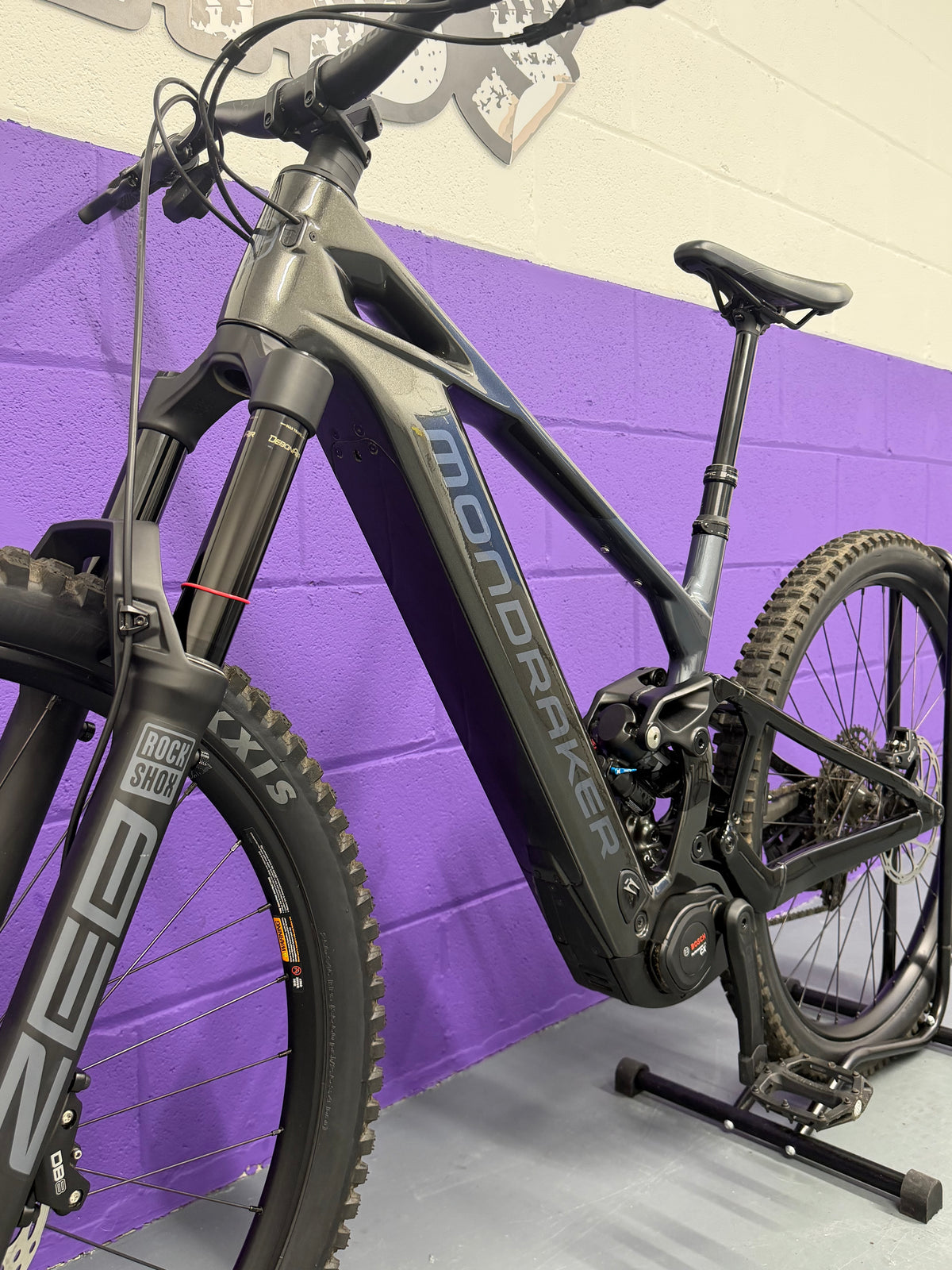Medium / 2026 Mondraker Crafty Carbon S - 128 Miles Full Suspension Electric Mountain Bike / EMTB / MTB
