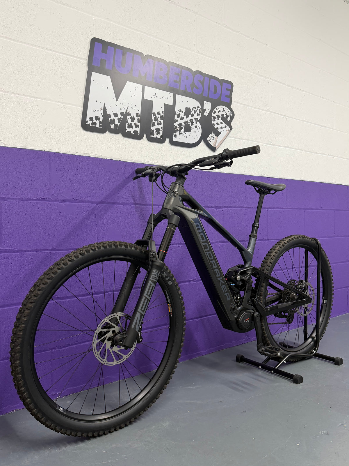 Medium / 2026 Mondraker Crafty Carbon S - 128 Miles Full Suspension Electric Mountain Bike / EMTB / MTB