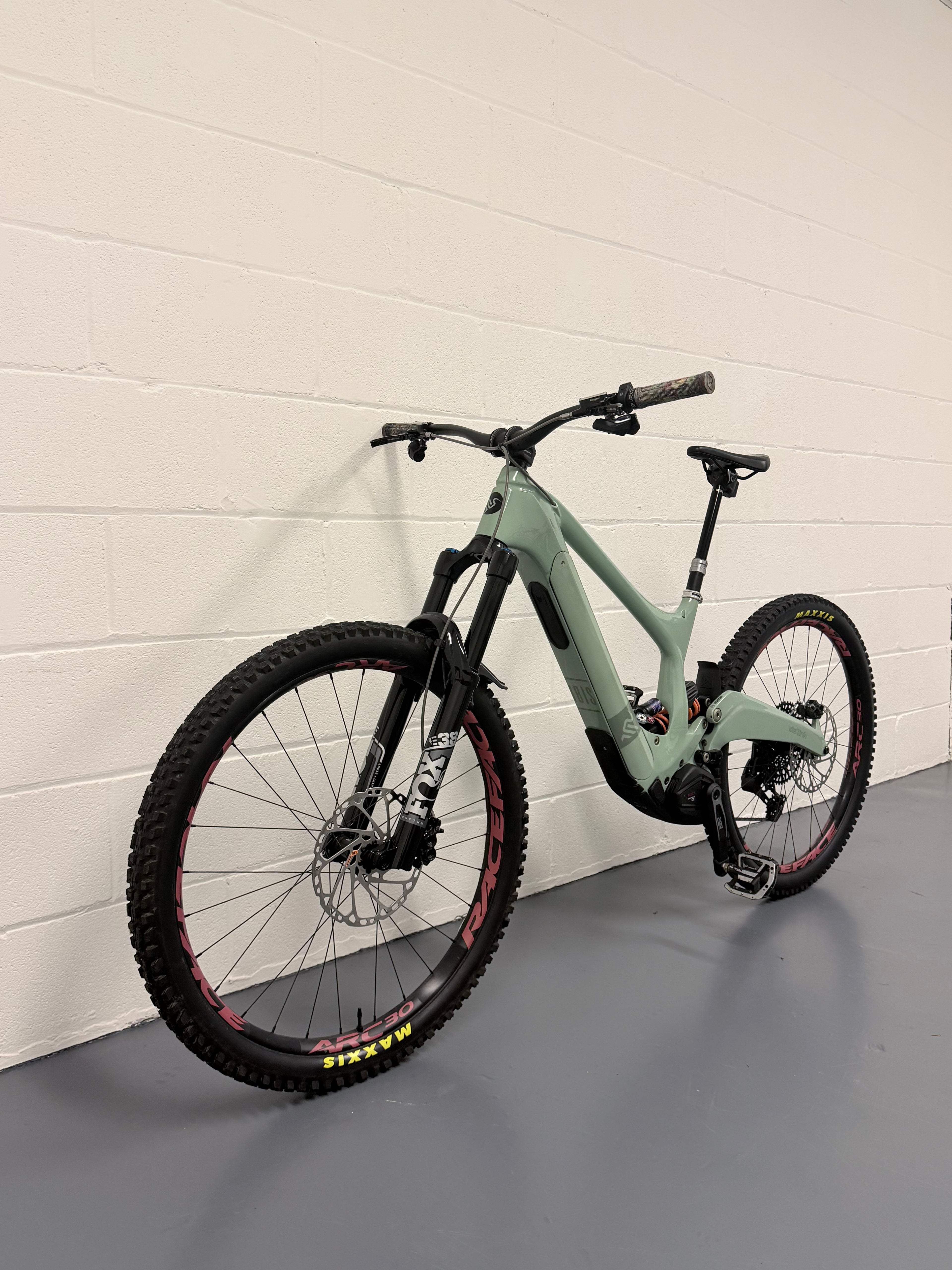 XL - 433 Miles - 2025 IBIS OSO - HUGE SPEC 1/1