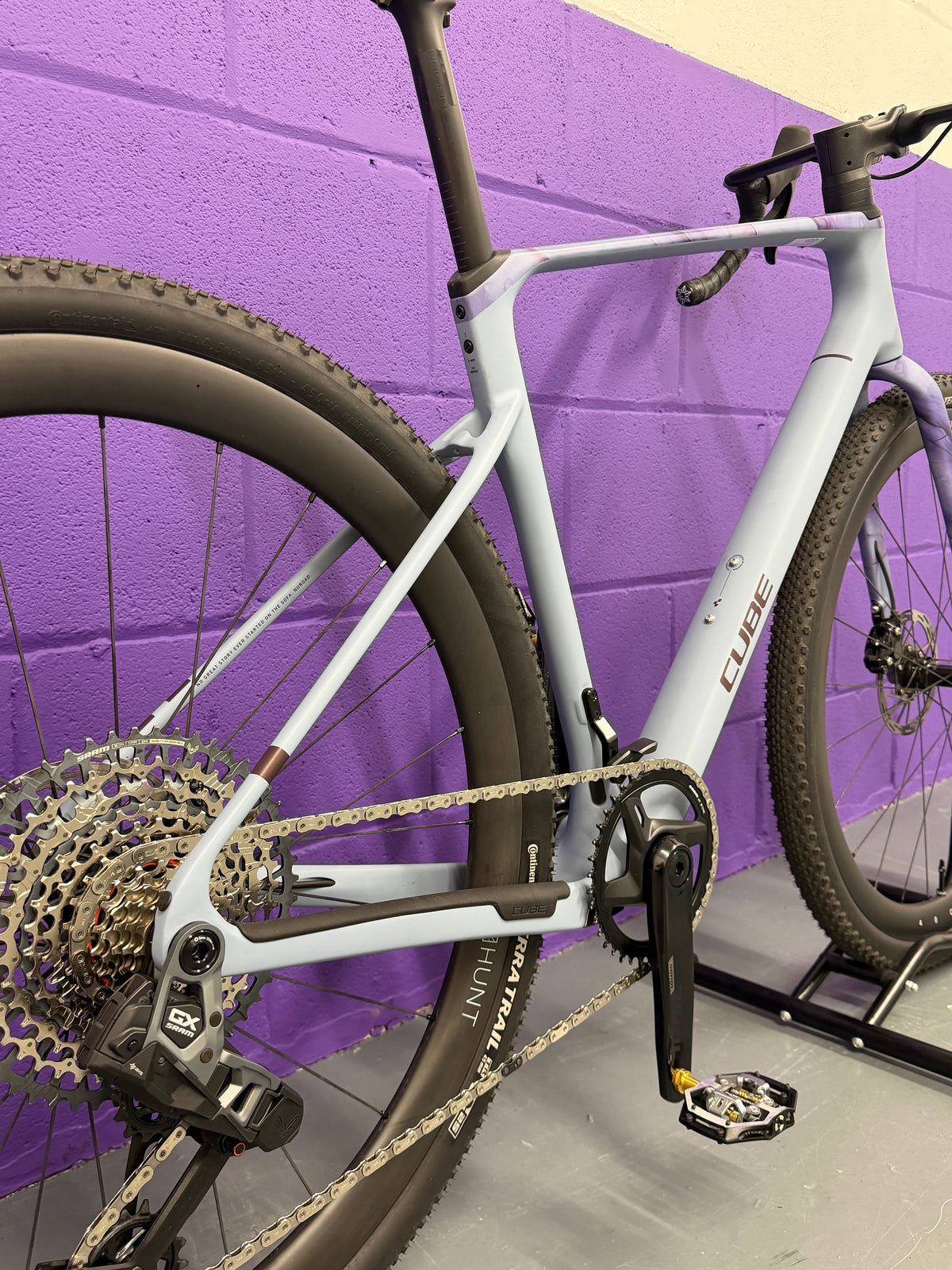 Medium - 2025 CUBE NUROAD C:62 EX CARBON - UPGRADED - GRAVEL BIKE