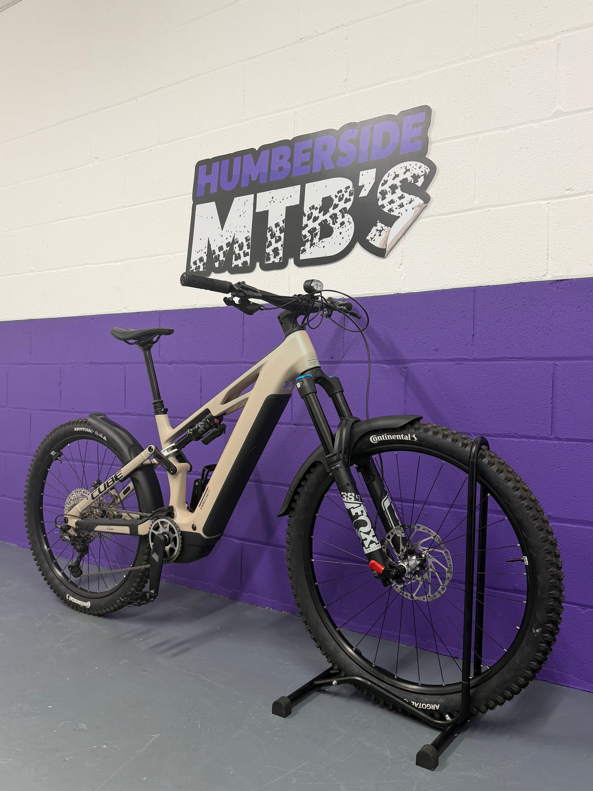 Large / 23 Miles! / 2026 Cube Stereo Hybrid One77 HPC SLX 800