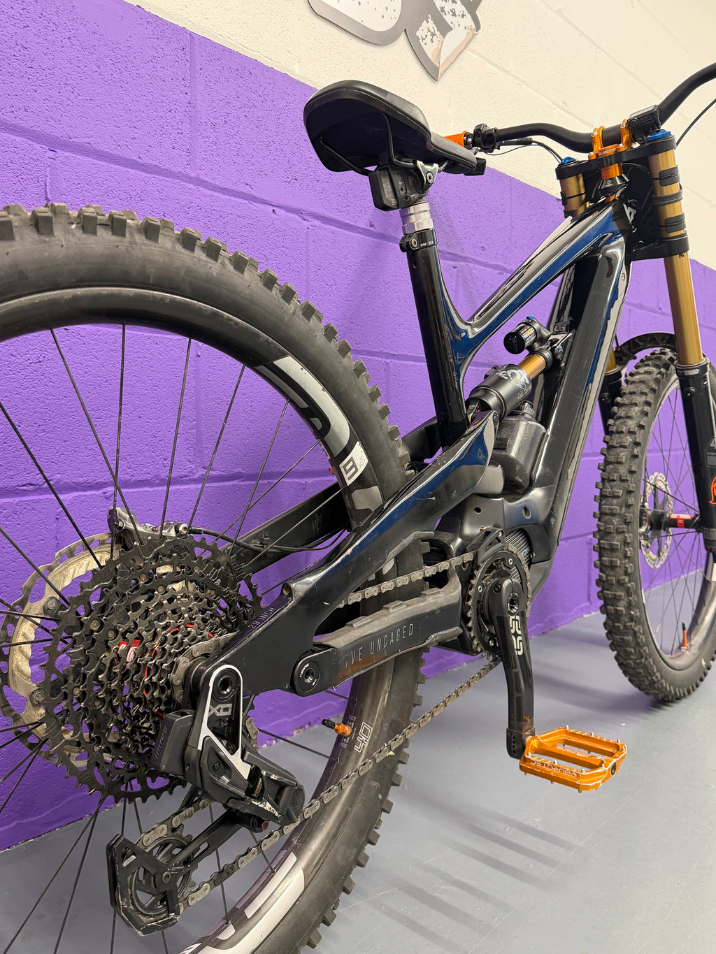 YT DECOY 1/1 BUILD - EMTB