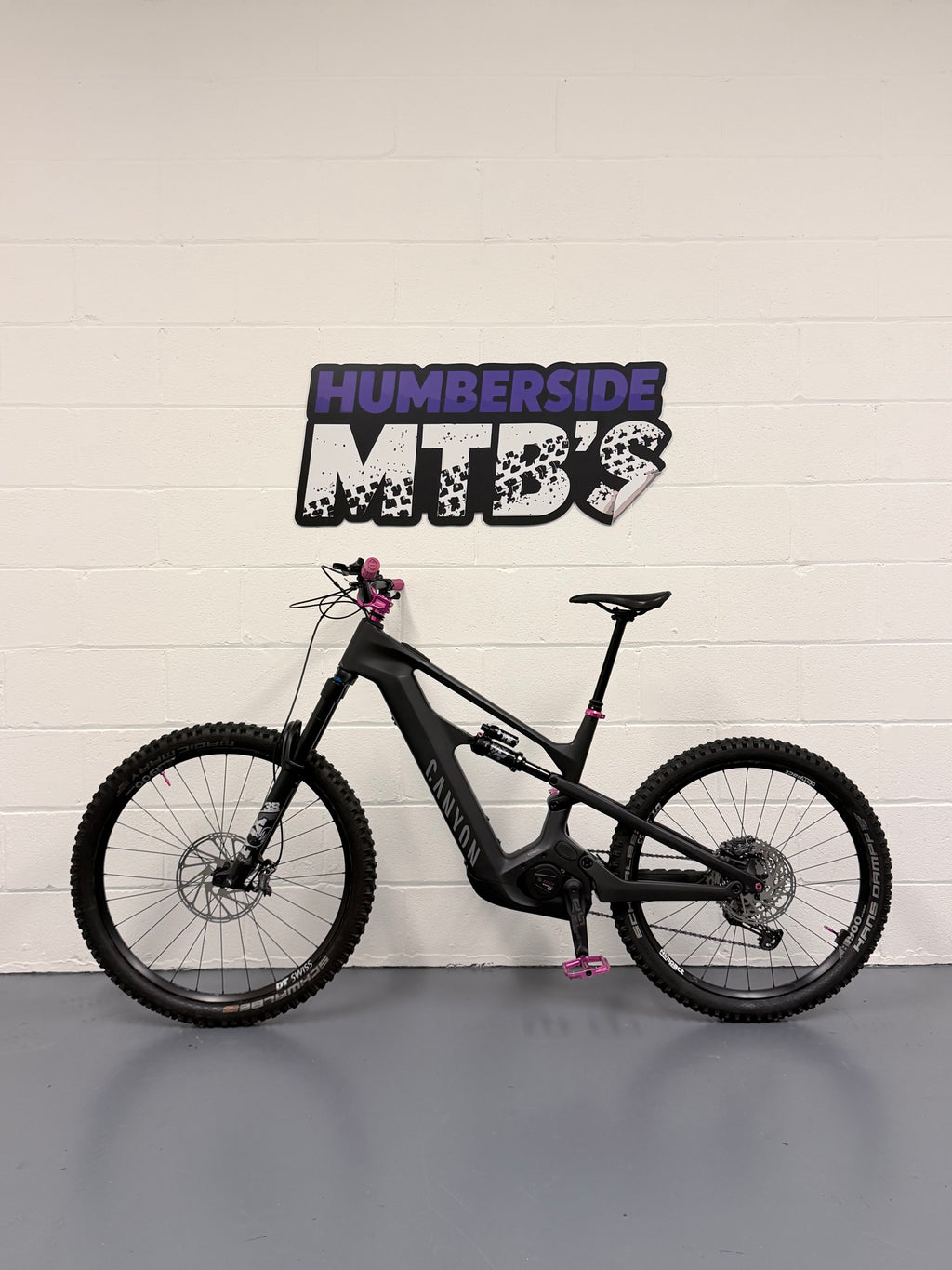 Large - 2024 Canyon Strive: ON CFR Underdog Full Suspension Electric Mountain Bike - EMTB