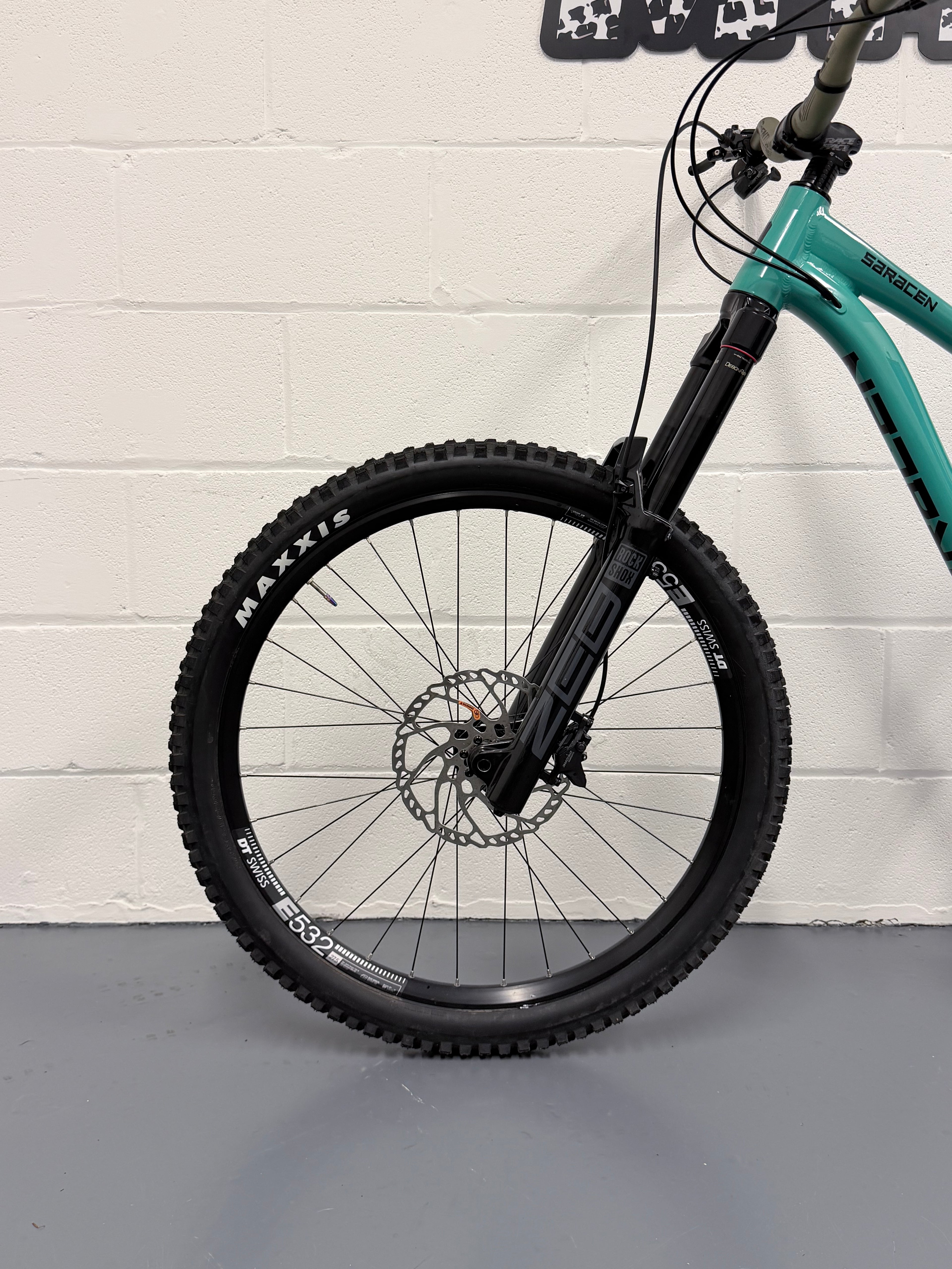 Large - 2025 Saracen Ariel 80 Full Suspension Mountain Bike - MTB - UPGRADED