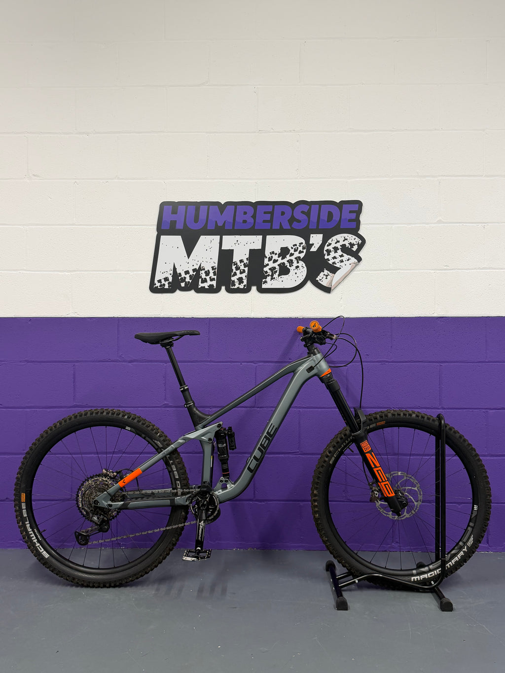 Large / 2021 Cube Stereo 170 TM Full Suspension Mountain Bike / Rare / MTB
