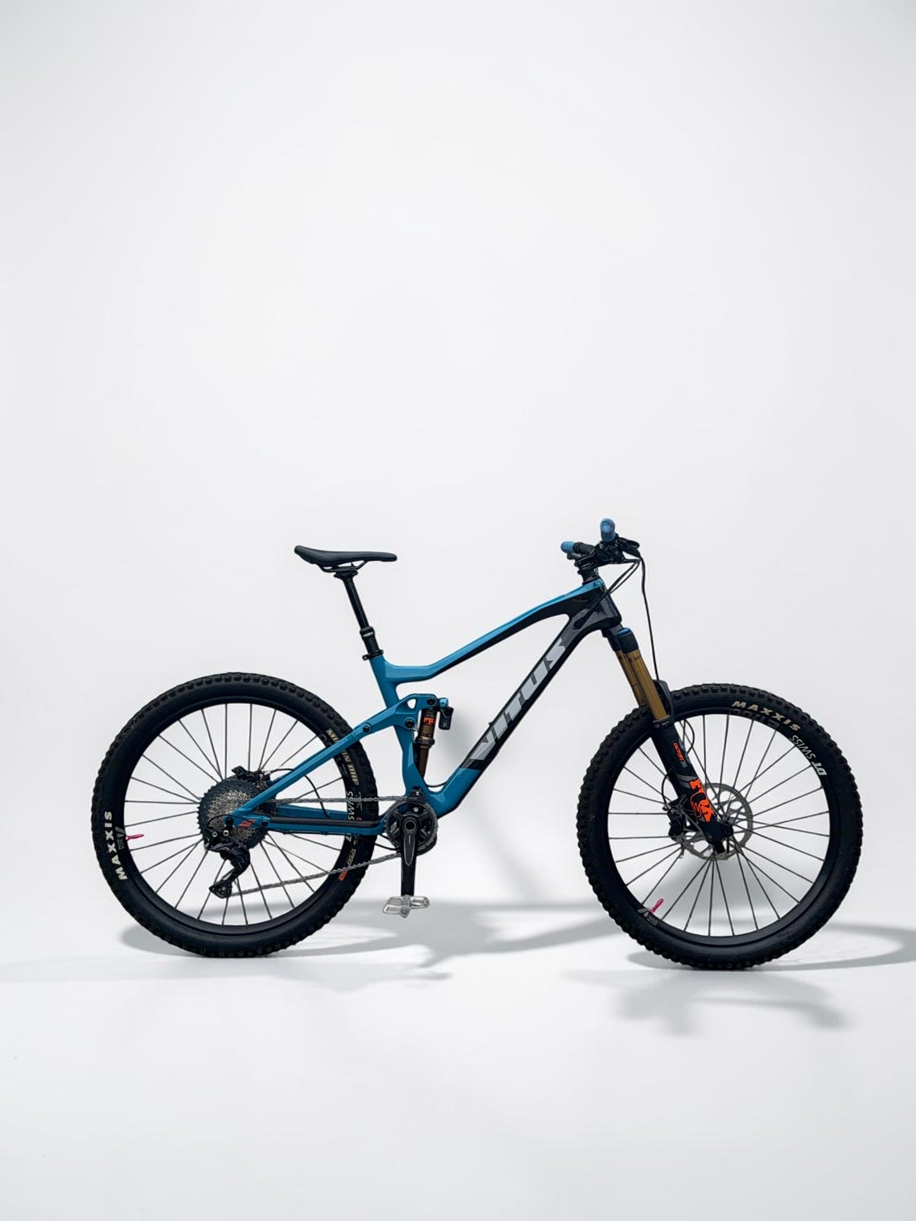 Medium - Vitus Sommet 27 CRX