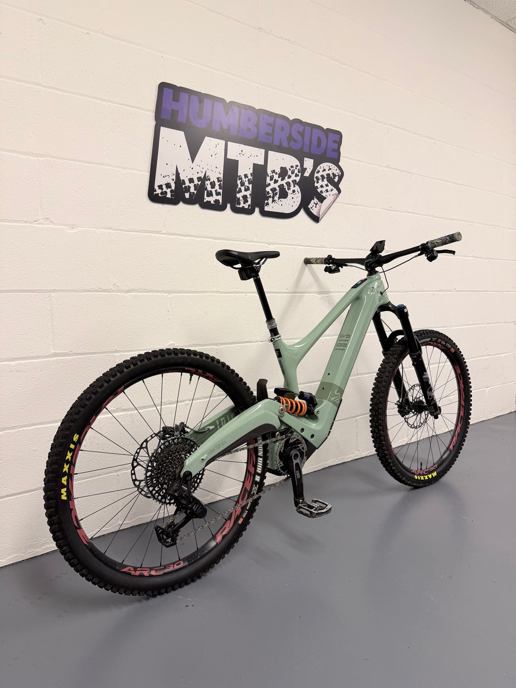 XL - 444 Miles - 2025 IBIS OSO 1.1 - UPGRADED Full Suspension Electric Mountain Bike - EMTB - MTB