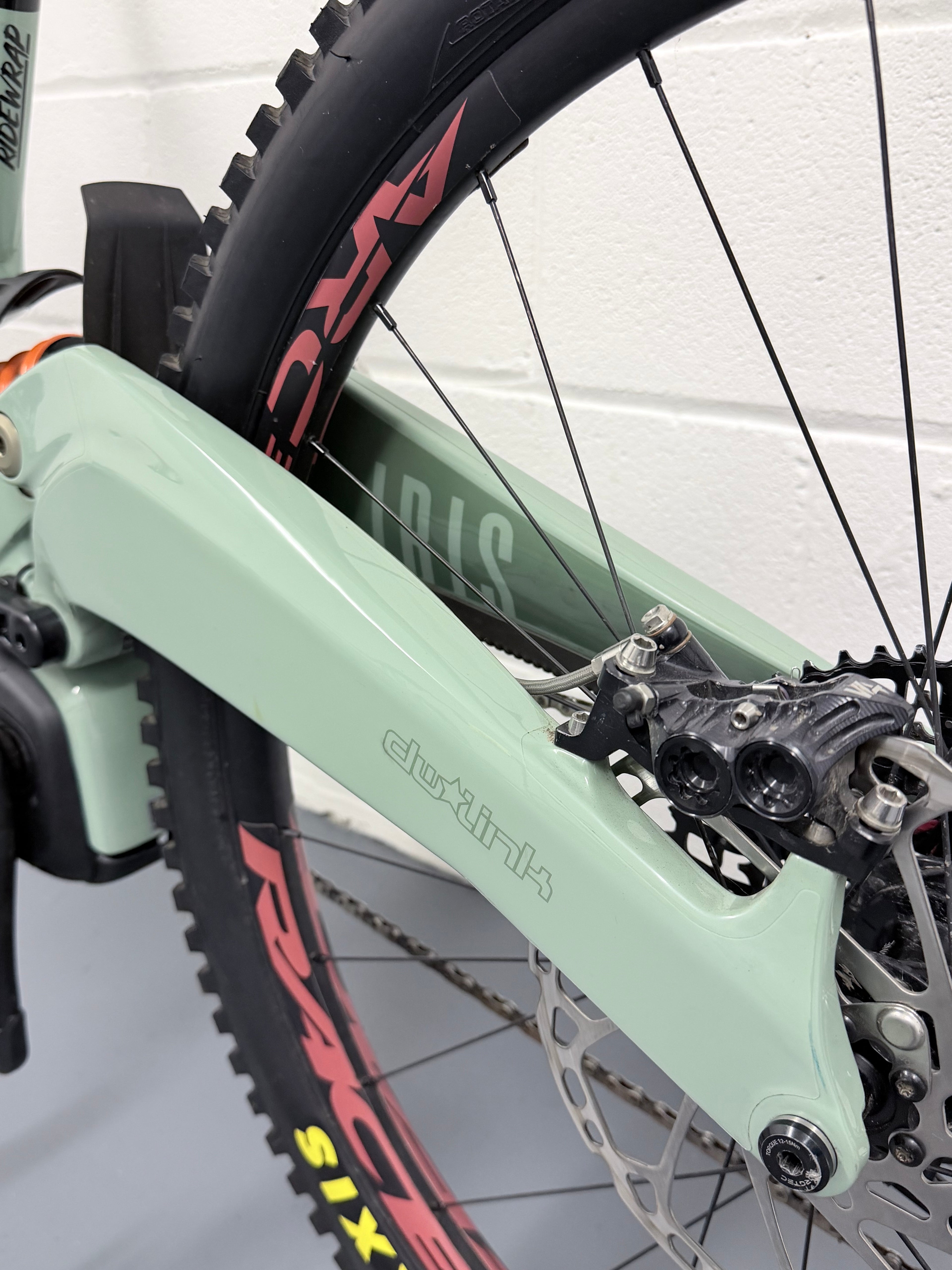 XL - 444 Miles - 2025 IBIS OSO 1.1 - UPGRADED Full Suspension Electric Mountain Bike - EMTB - MTB