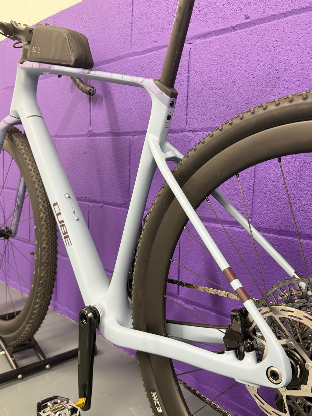 Medium - 2025 CUBE NUROAD C:62 EX CARBON - UPGRADED - GRAVEL BIKE