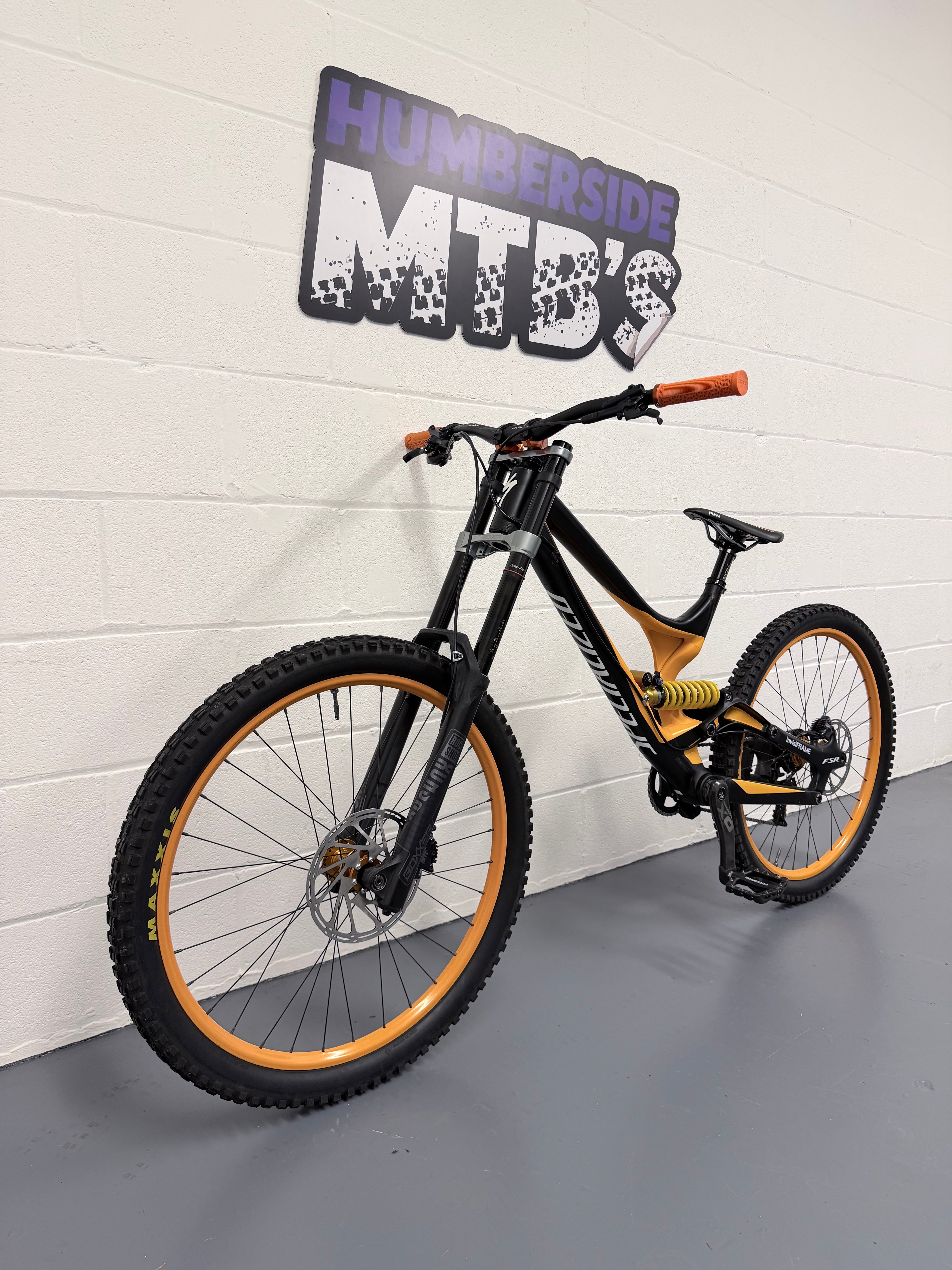2017 Specialized Demo 8 Full Suspension Mountain Bike - MTB - DH