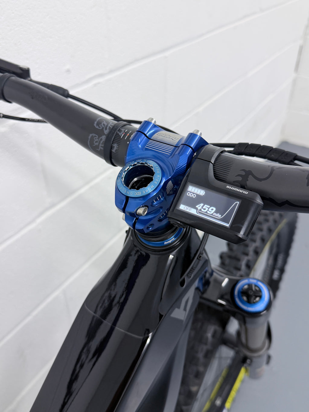 Large - 459 Miles - YT Decoy MX Full Suspension Electric Mountain Bike - EMTB - MTB