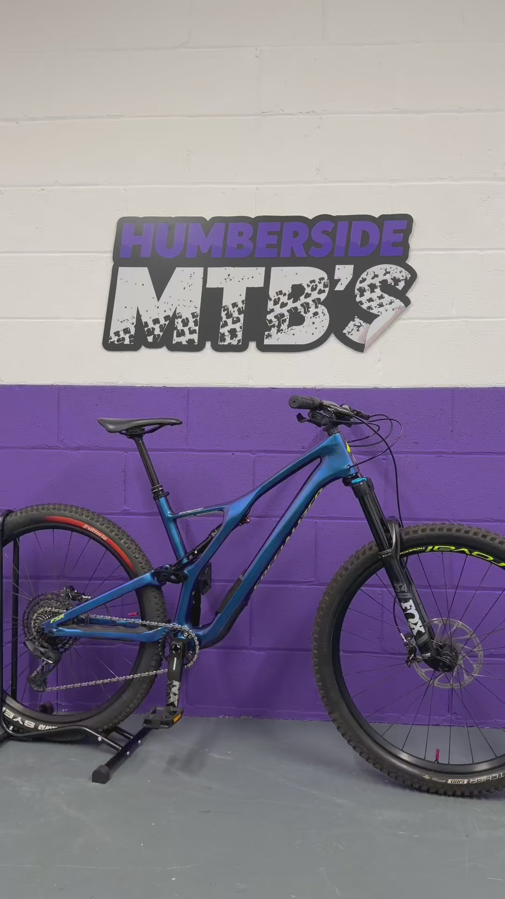 Large / 2019 Specialized StumpJumper Comp Carbon Full Suspension Mountain Bike / MTB